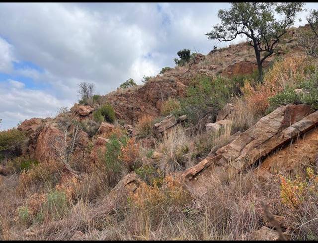 FARM FOR SALE IN MAGALIESMOOT